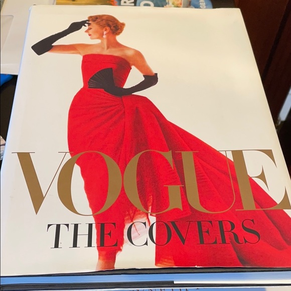 VOGUE The Covers hard cover book